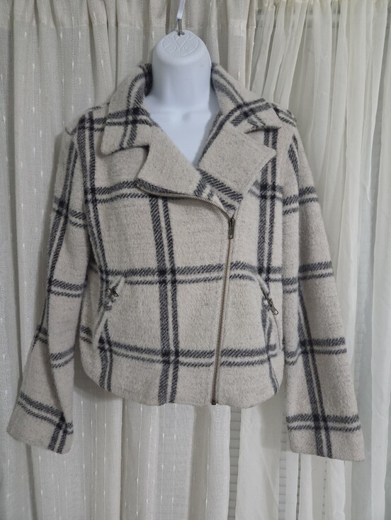 Z Supply Jackets & Blazers - Z Supply Cream Plaid Zip-Front Moto Jacket